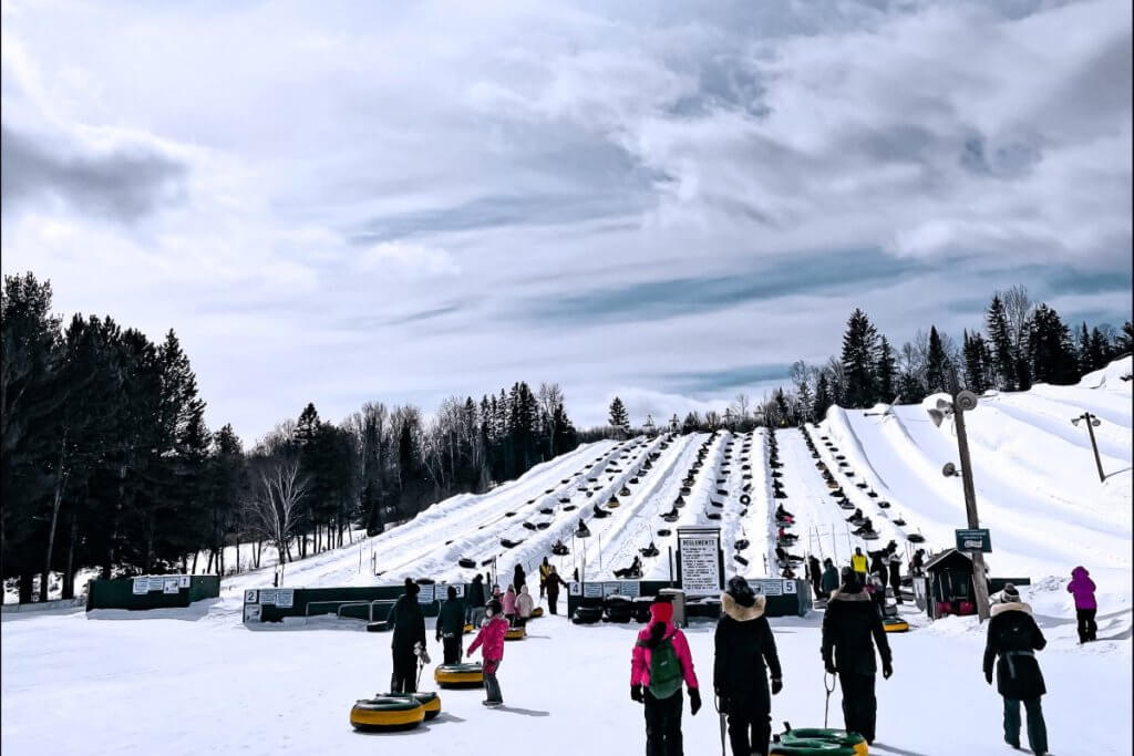 Glissades sur tube à Saint-Jean-de-Matha