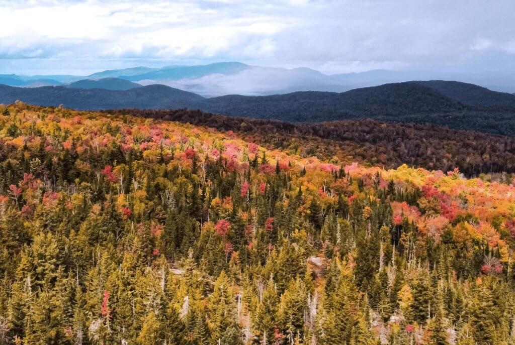 Couleurs d'automne au parc national de la Mauricie